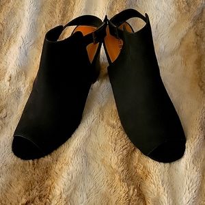 Black Open toe suede shoes